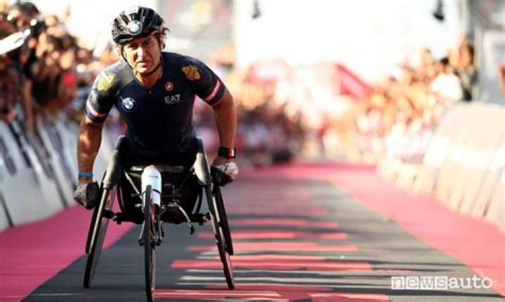 Alex Zanardi, primi segni di ripresa "Vede, sente, muove il pollice e cerca la moglie" MeteoWeek
