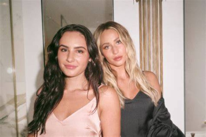 Alix Earle Sister Ashtin Earle Age Parents Net Worth
