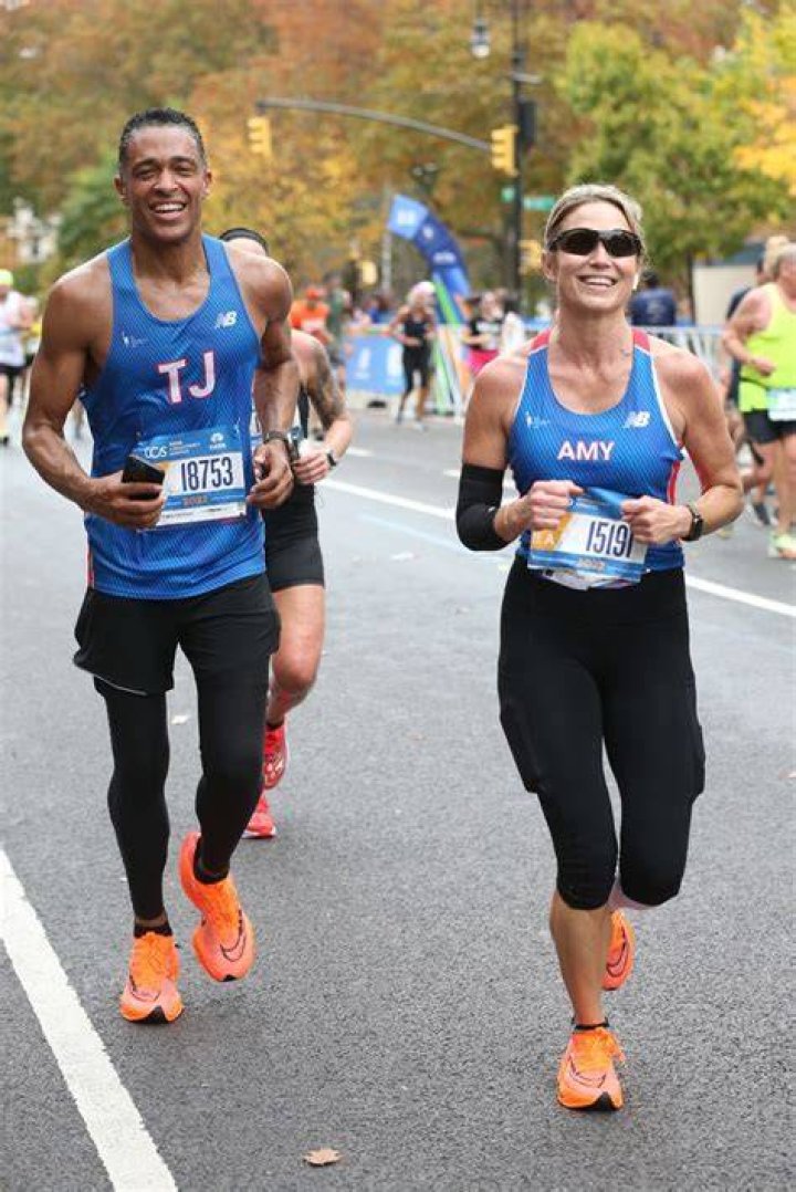 Amy Robach T.J. Holmes marathon