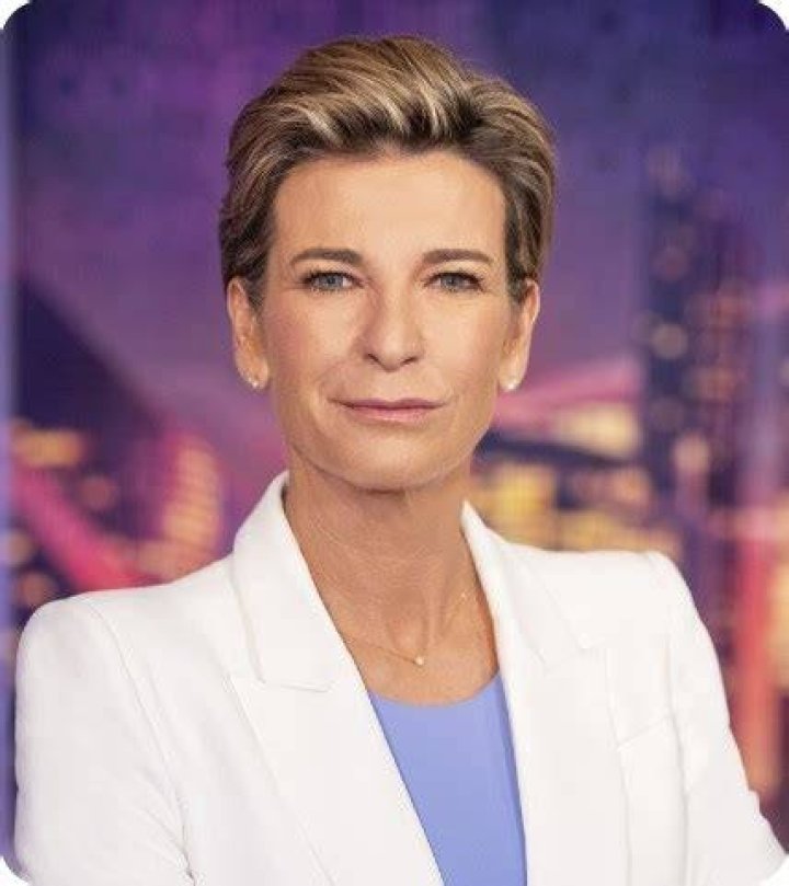 Becky Anderson &bull; Biography & Images