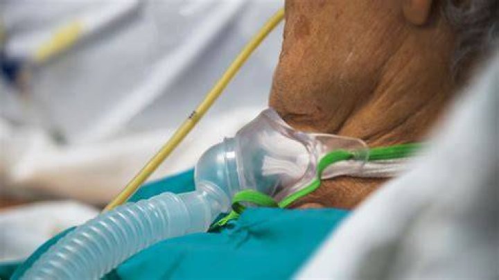Before going onto a ventilator in hospital, Mr Eyers told his consultant that he wished he had been vaccinated, his sister said