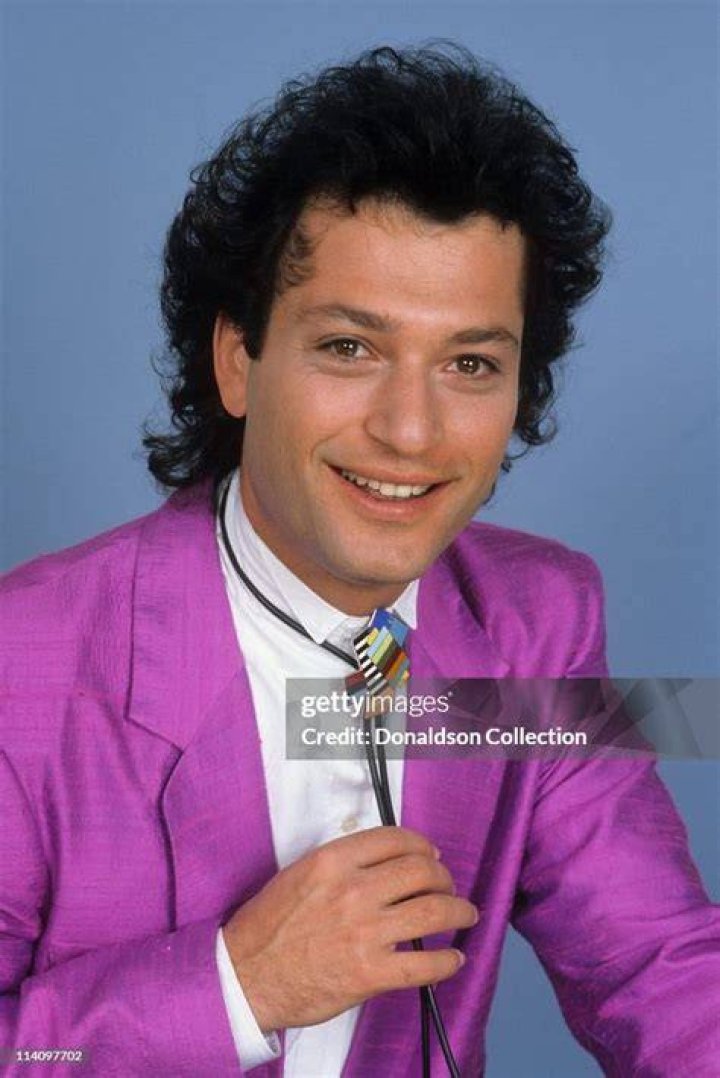 Comedian Howie Mandel poses for a portrait in c.1985 in Los Angeles, California