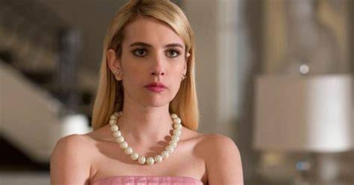 Emma Roberts 