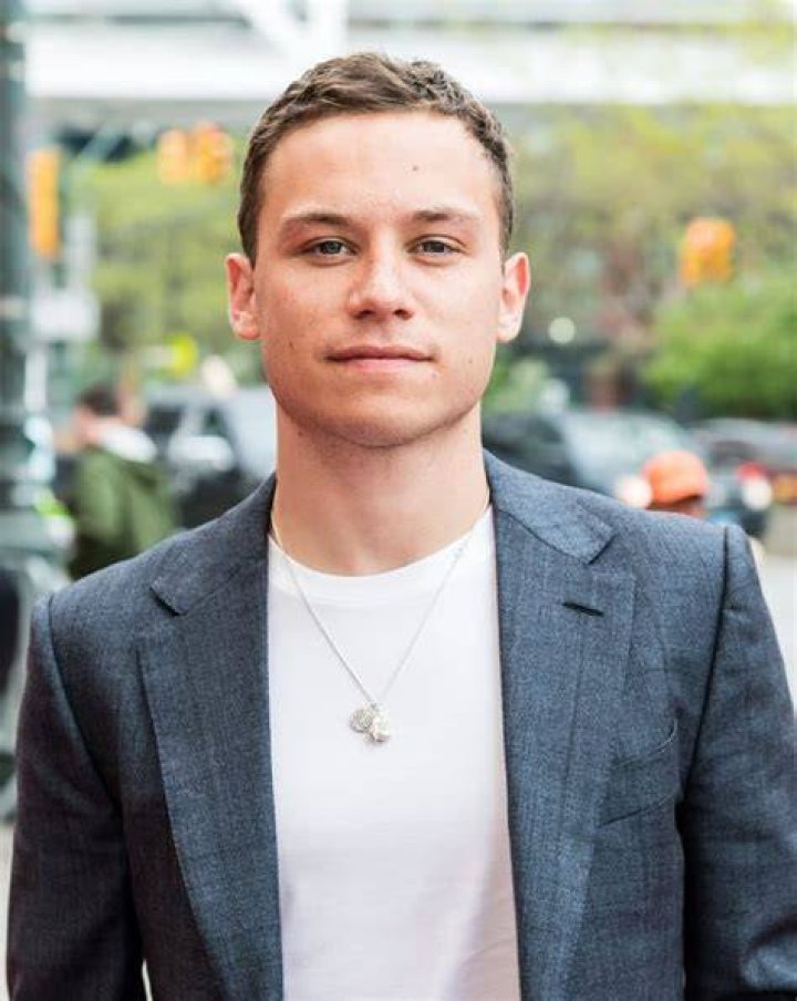 Finn Cole Biography, Height & Life Story Super Stars Bio