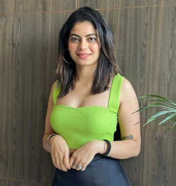 Fiza Choudhary has emerged as a bright star, on the Haryanvi music firmament.