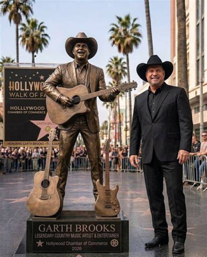 Garth Brooks Hollywood Walk of Fame ex-wifef Sandy Mahl