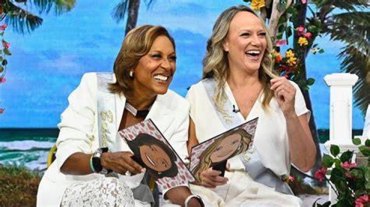 gma robin roberts and amber laign