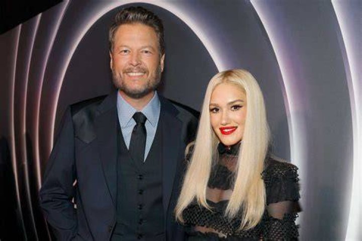 Gwen Stefani and Blake Shelton on "The Voice," 2022 | Source: Getty Images