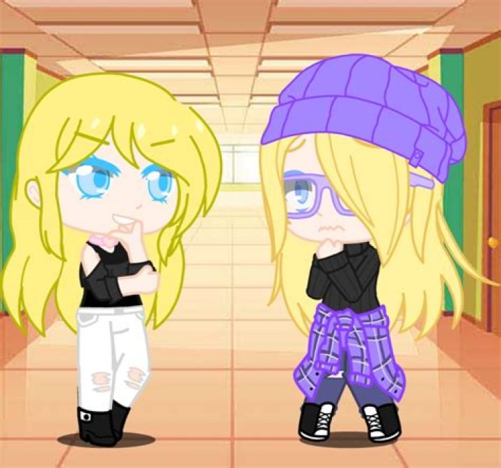Heather:&nbsp;Heather meets Nicole as they head over to the party with Heather's husband Terry and Nicole's boyfriend Victor