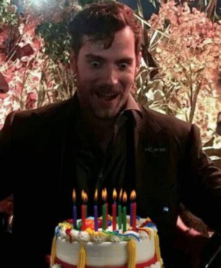 henry cavill birthday