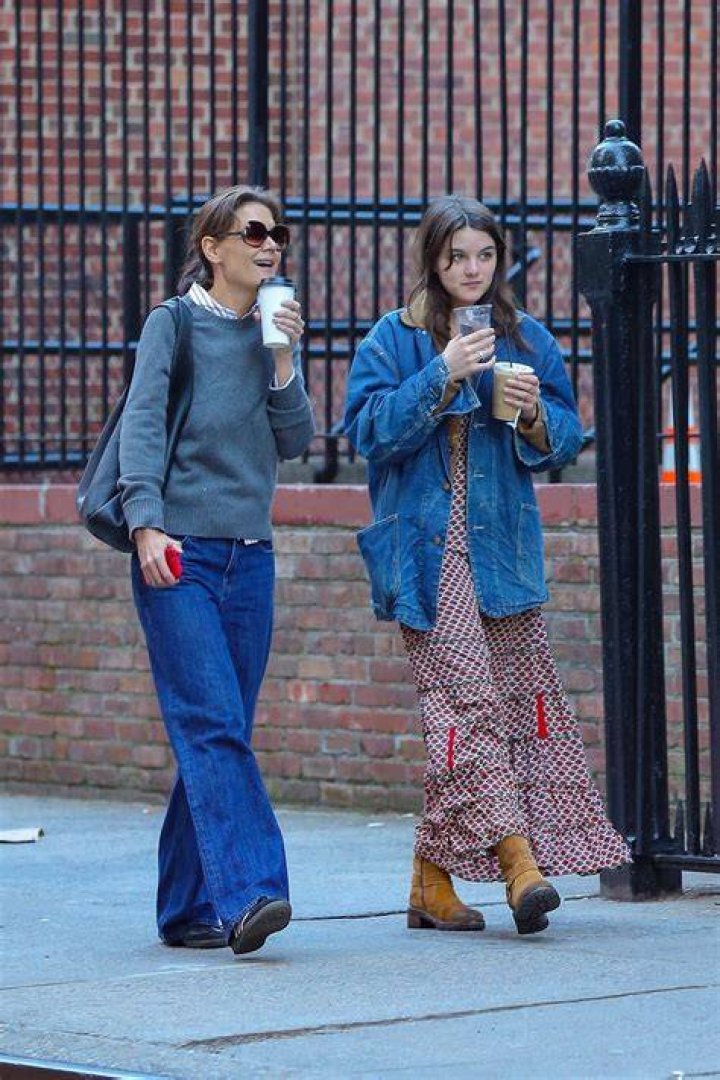 How Katie Holmes and Suri Cruise's relationship with Tom Cruise will change once she turns 18