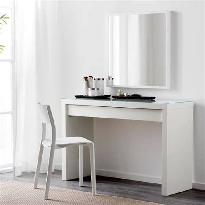 Ikea malm dressing table