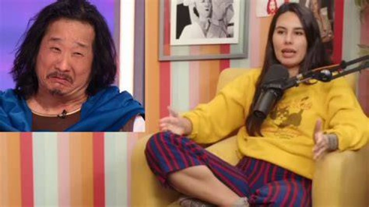 Is Khalyla Cheating On Bobby? Reddit Users Reveal Her Hawaii Boyfriend