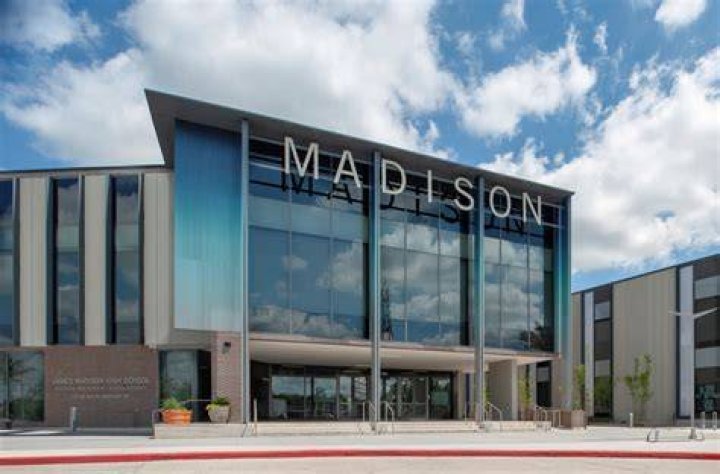 James Madison High School's Principal Carlotta Outley Brown | Photo: Inside Edition