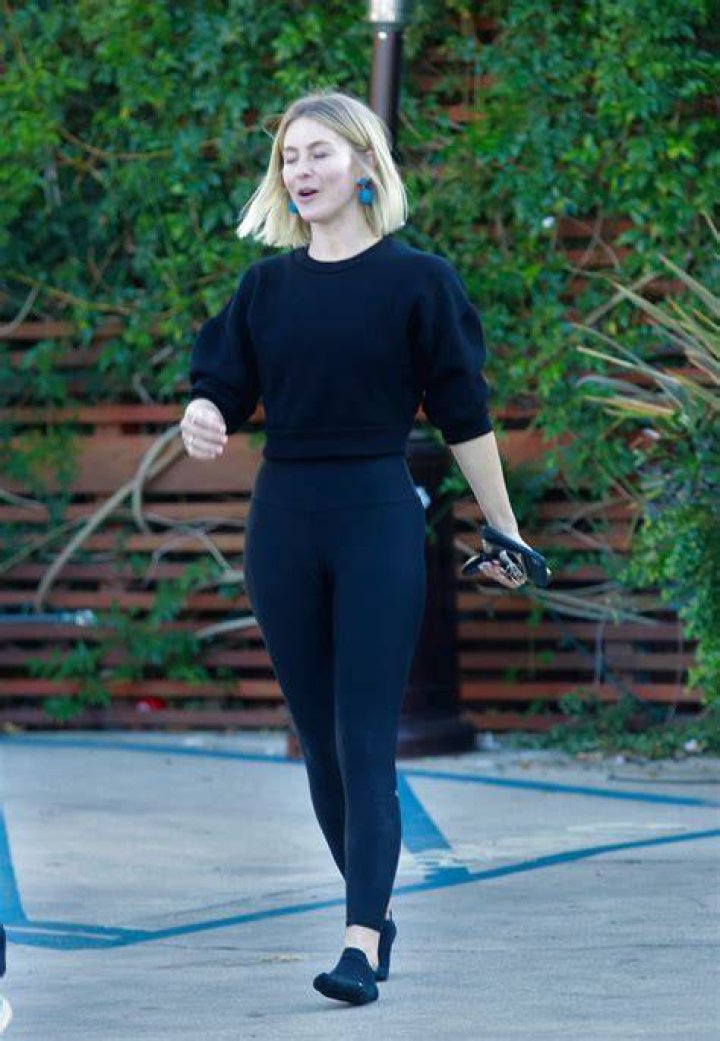 Julianne Hough walking in New York
