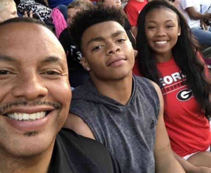 Justin Fields father