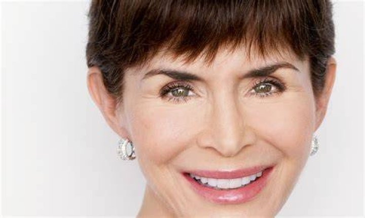 Kim Weeks Net Worth Today Bio, Wiki, Age, Husband, Kids and Yoga