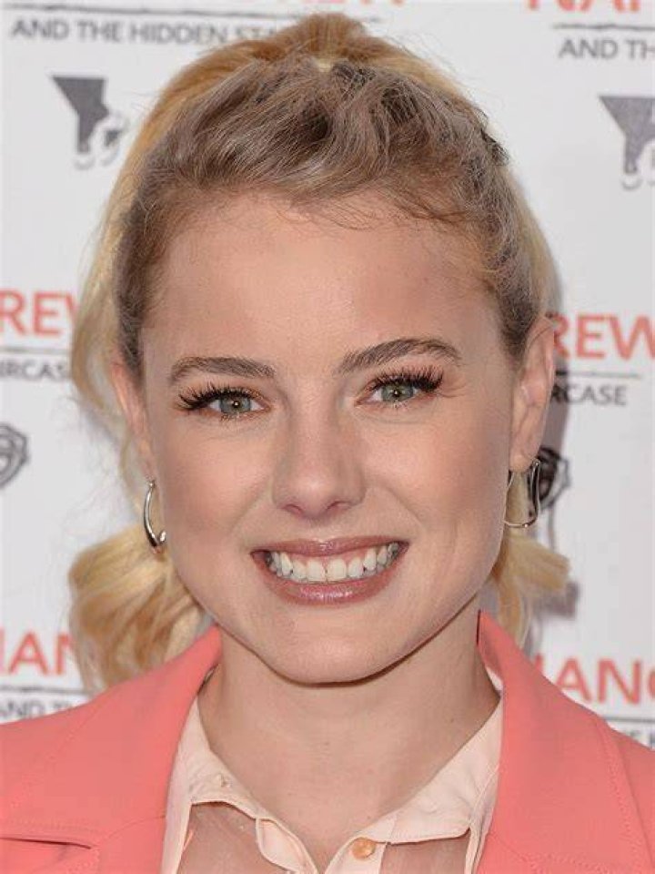 Laura Slade Wiggins, actress (Hit List/The Tomorrow People) Laura slade wiggins, Shameless