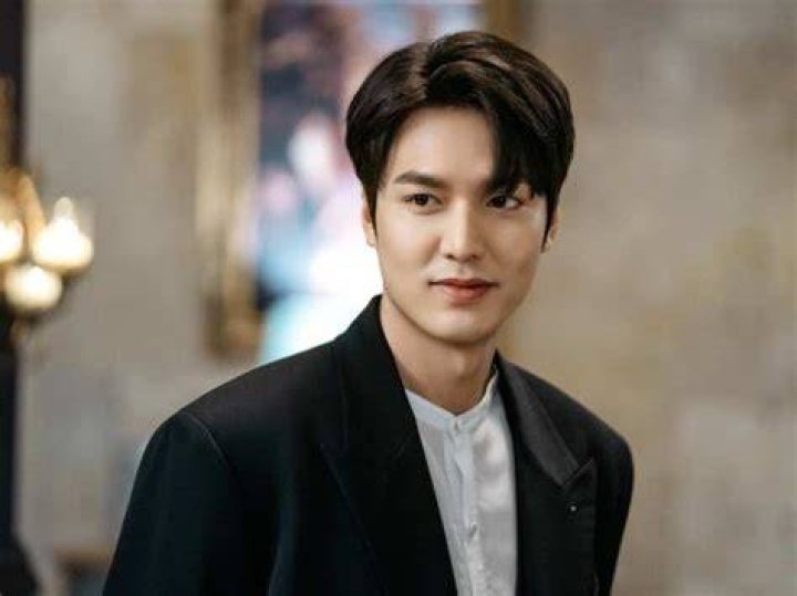 Lee Min Ho's agency continues to deny the dating rumors and states the actor did not break any