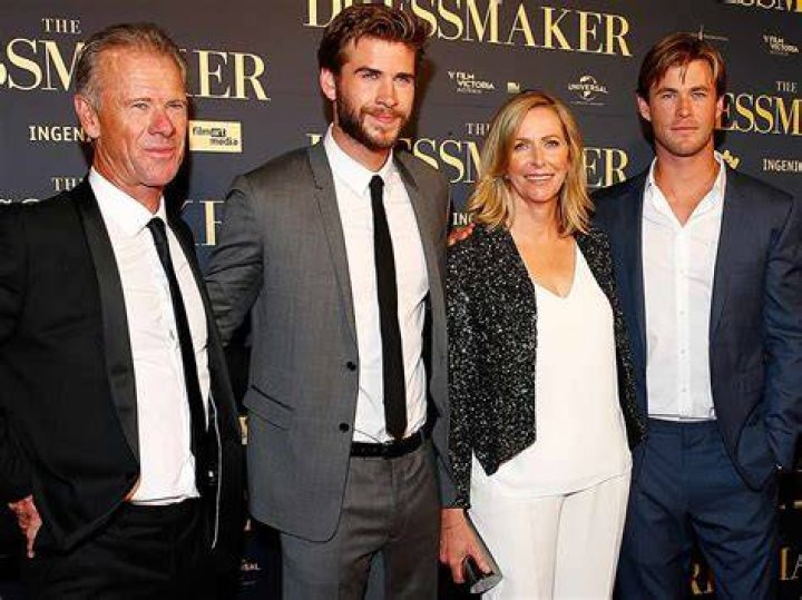 Liam Hemsworth and Leonie Hemsworth at the Emirates Melbourne Cup Day on November 2, 2010, in Australia | Source: Getty Images