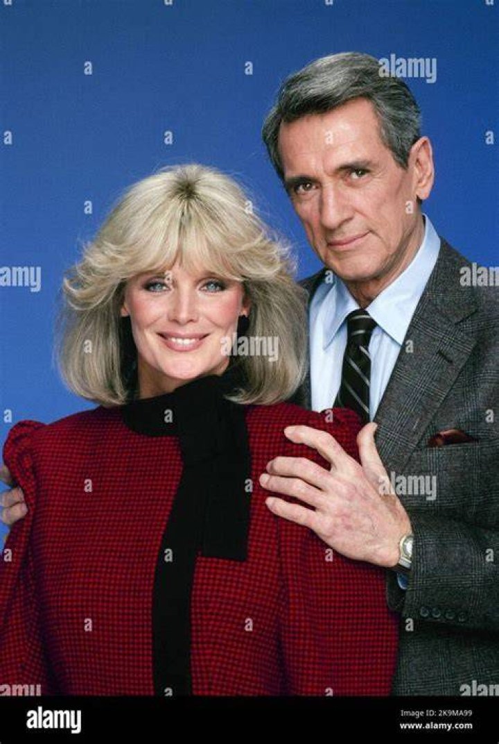 Linda Evans and Rock Hudson on "Dynasty" circa 1985. | Source: Getty Images