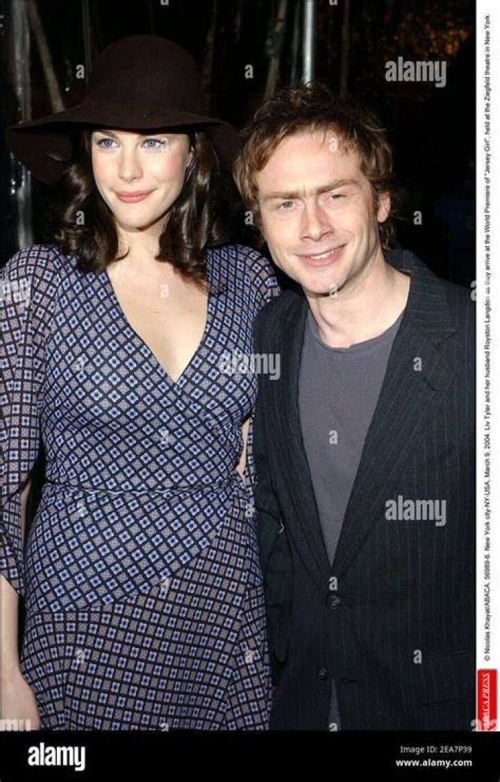 Liv Tyler and Royston Langdon are pictured at a performance benefitting the David Lynch Foundation at Electric Lady Studio on October 16, 2013, in New York City | Source: Getty Images