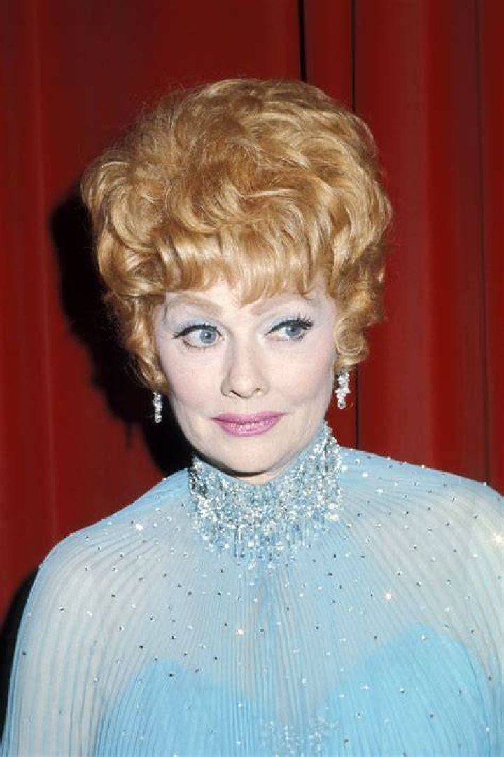 Lucille Ball pictured in a photo studio in 1955. | Source: Getty Images
