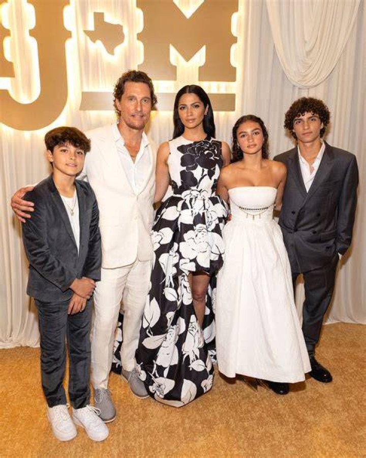 Matthew McConaughey and wife Camila command attention from fans as they let loose in Austin: wild photos