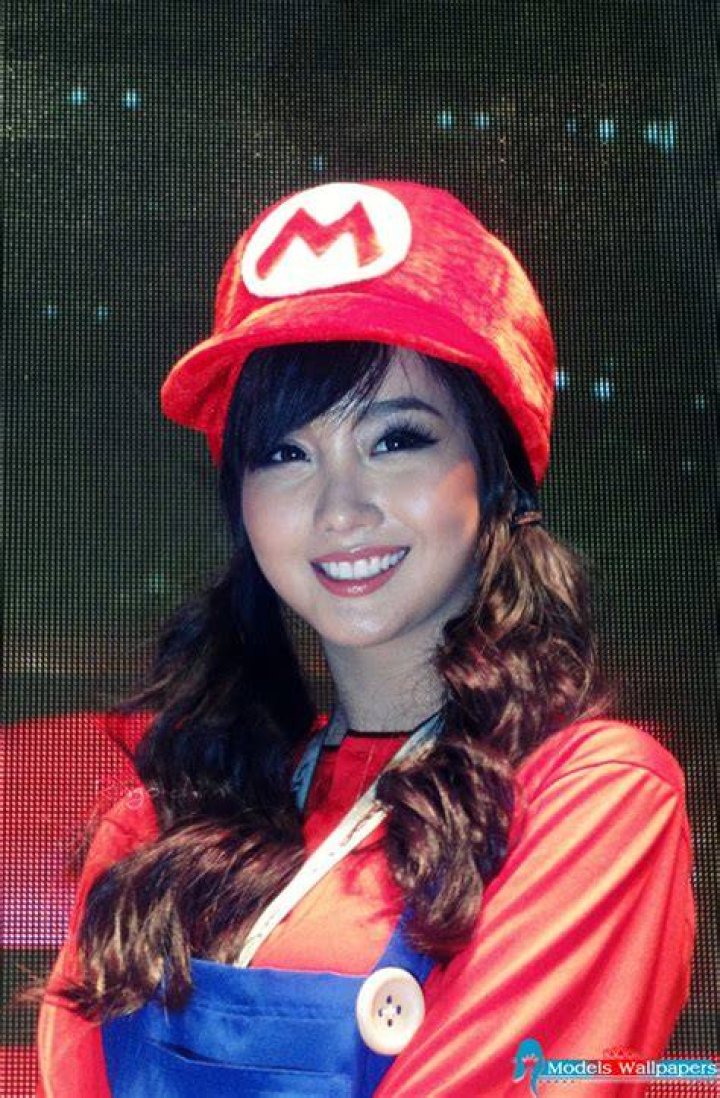 models Accessories Alodia Gosiengfiao