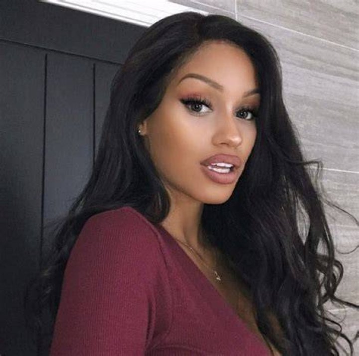 Pin by Natalia Baptiste on WAGS (wives and gfs of pro athletes) Vegas resorts, Pro athletes
