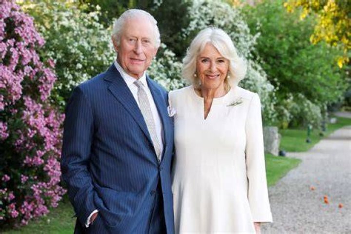prince charles camilla home bedroom ray mill