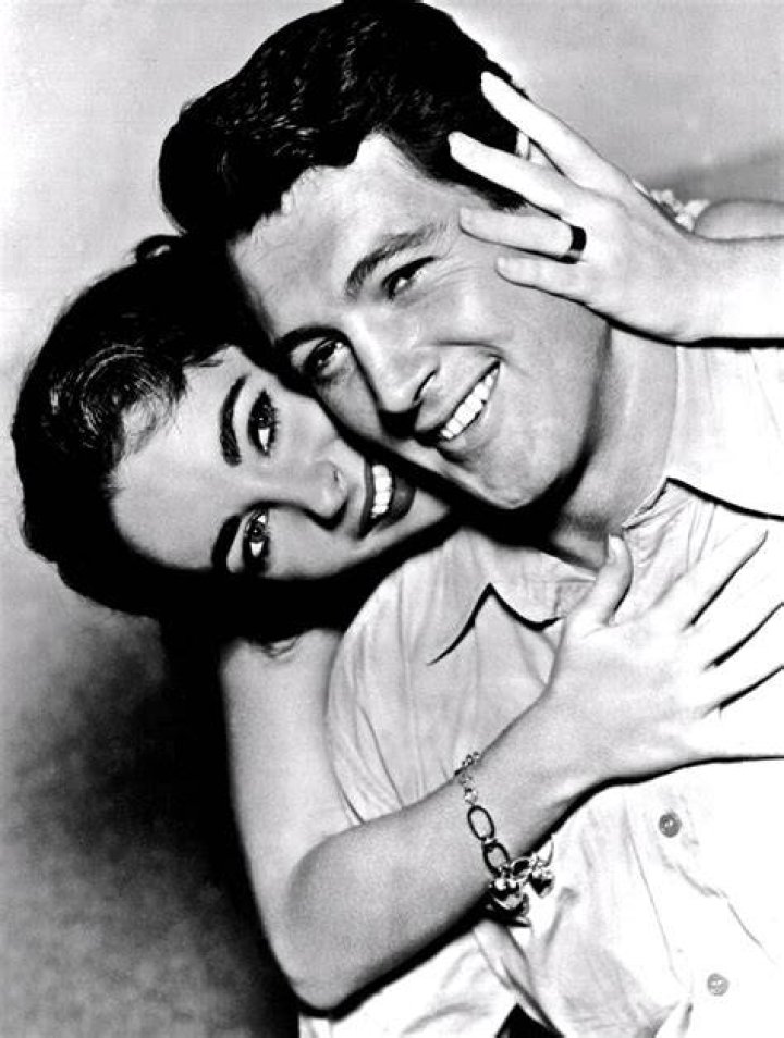 Rock Hudson and Elizabeth Taylor on the set of "Giant" | Source: Getty Images
