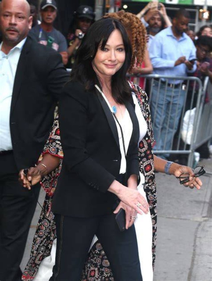 Shannen Doherty arrives at the Farrah Fawcett Foundation's Tex-Mex Fiesta, at Wallis Annenberg Center for the Performing Arts, on September 06, 2019, in Beverly Hills, California | Source: Getty Images (Photo by Tibrina Hobson/WireImage)