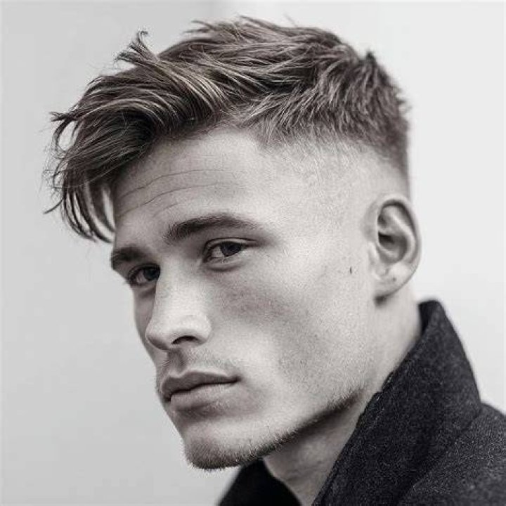 Short Hair Men Messy Undercut mens hairstyles short messy undercut Short hair undercut