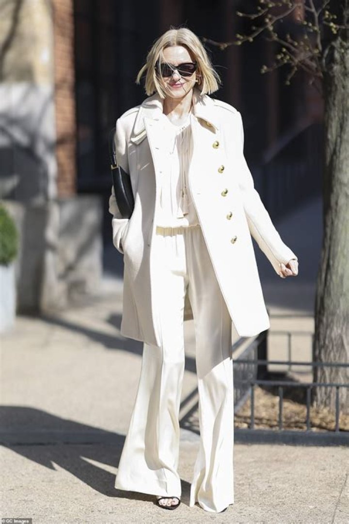 Sophisticated:&nbsp;Marysol Patton, 56, exuded elegance in a white Wade Allyn dress