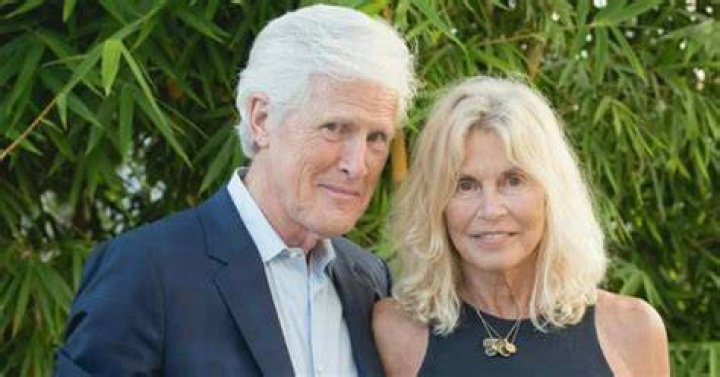 Suzanne(left) married to Keith Morrison (right), a prominent broadcast journalist and correspondent for Dateline NBC, in 1981