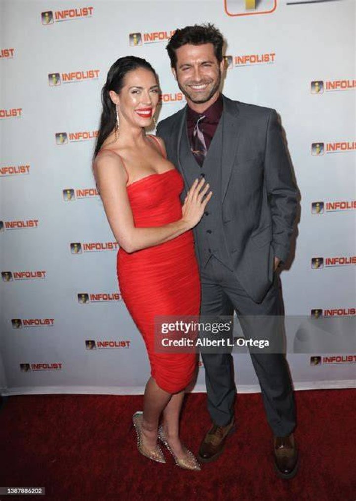 Taylor Watson And Jonathan Stoddard A Rising Star Couple In The Entertainment Industry