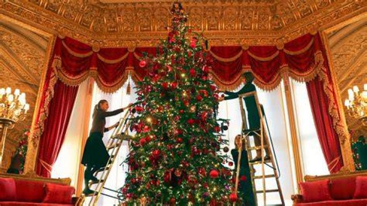 The Queen Christmas tree 2018